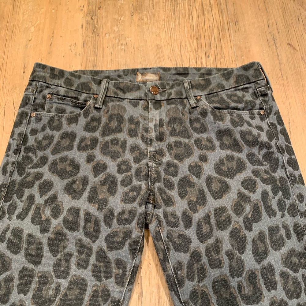 MOTHER PAW THE LOOKER JEANS